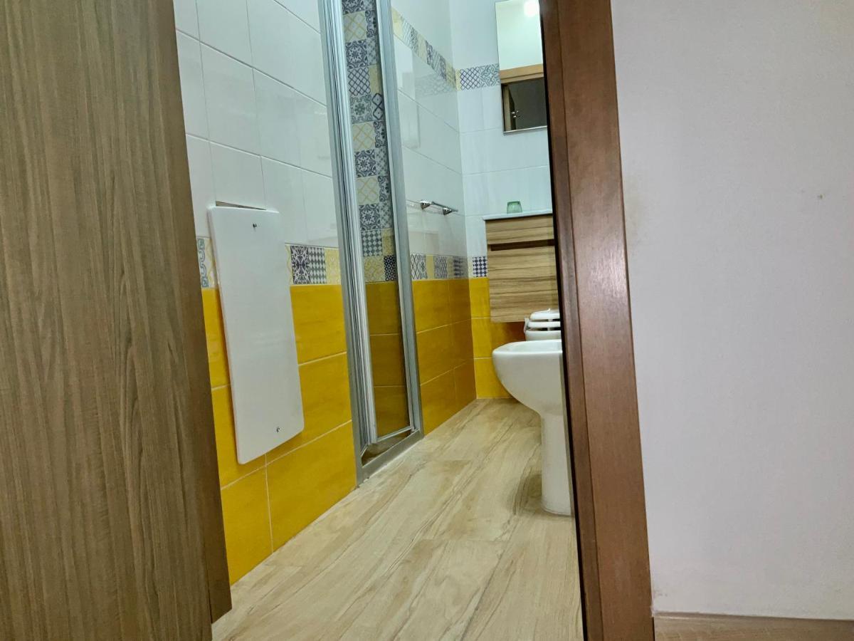 نابولي 'A Room De' Scugnizzi المظهر الخارجي الصورة
